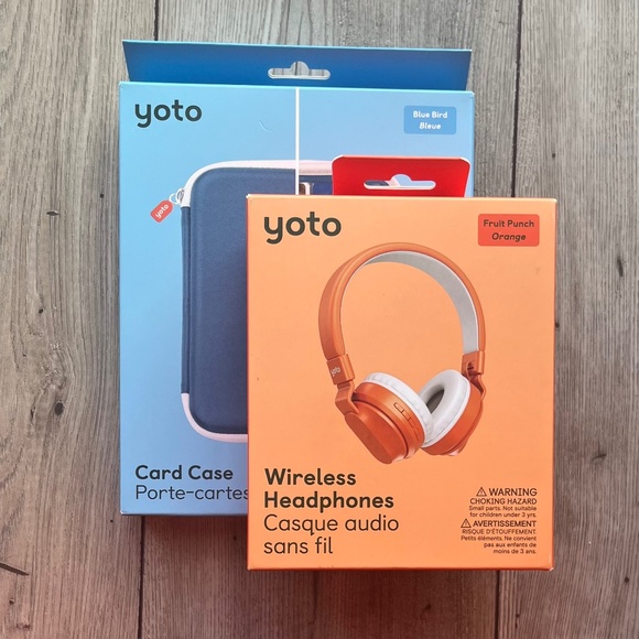 YoTo Wireless Headphones and Case - Picture 1 of 3